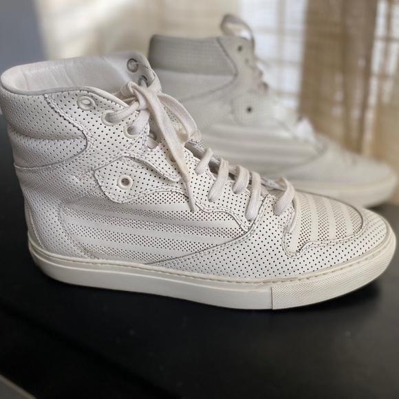 Balenciaga white leather hi top rubber shoes sneakers 40-7M9 perforated trainers main image 4